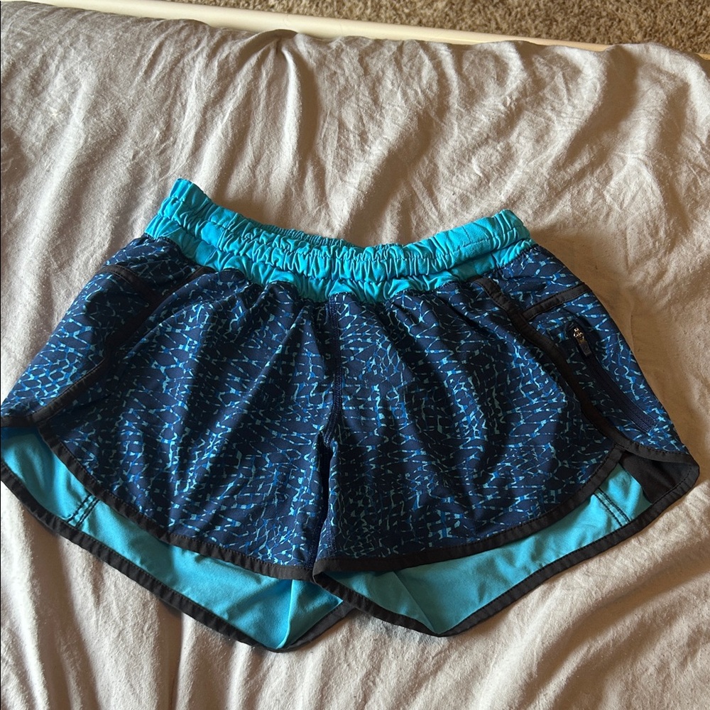 Lululemon Tracker Short III Size 6